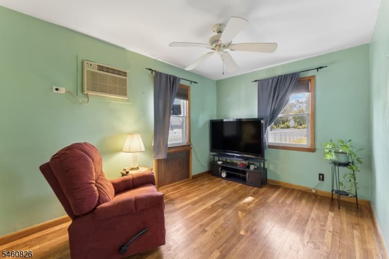 212 E Munsell Ave, Linden City photo 10