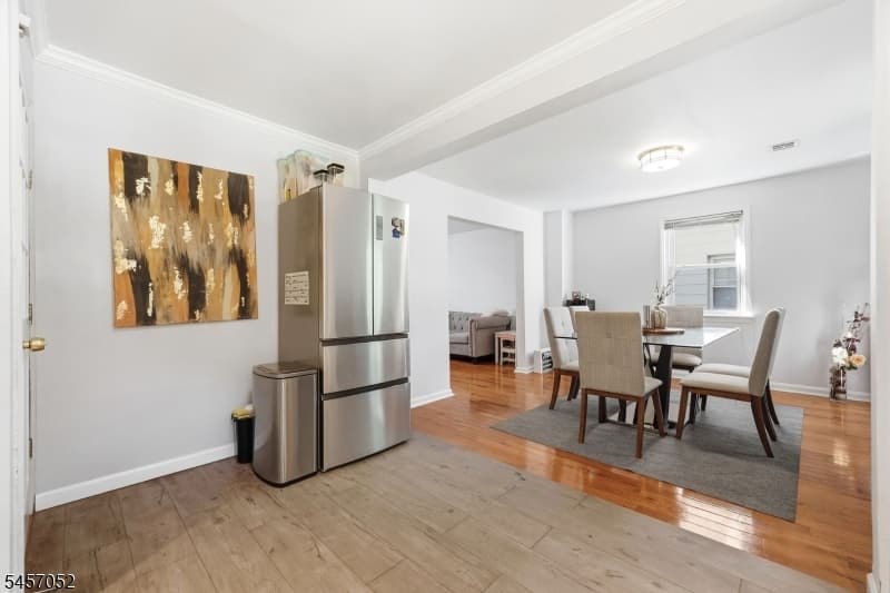 223 Woodlawn Ave, Linden City photo 10