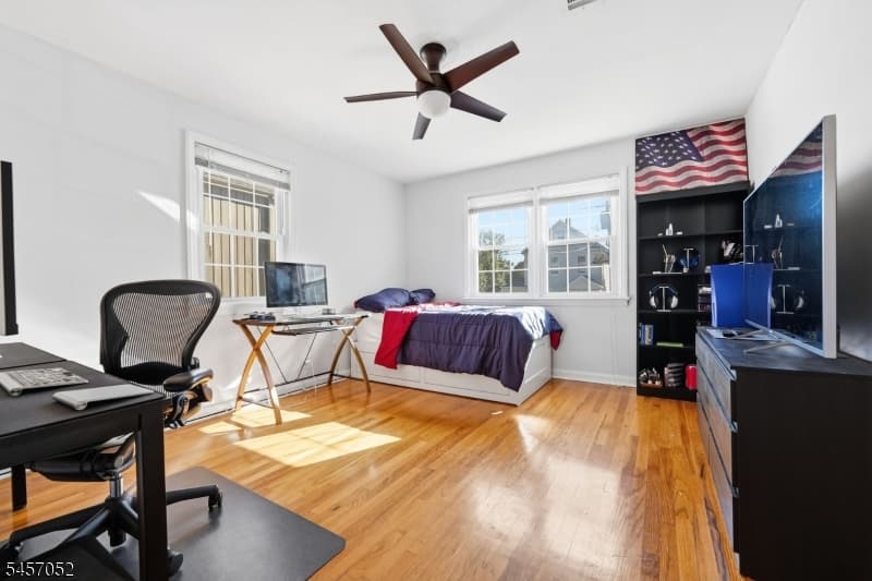 223 Woodlawn Ave, Linden City photo 13