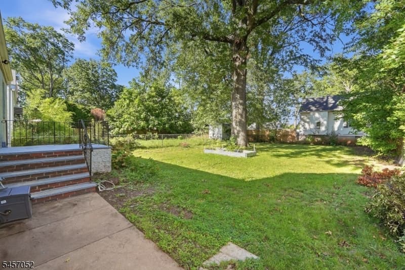 223 Woodlawn Ave, Linden City photo 21