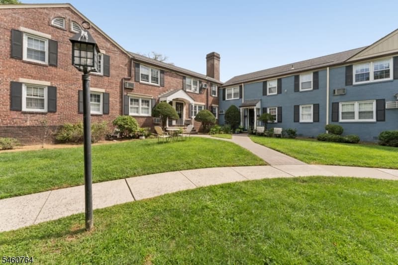 418 Lincoln Park, Cranford Twp. photo 17