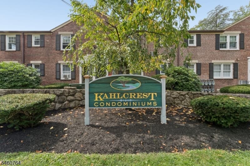 418 Lincoln Park, Cranford Twp. photo 19