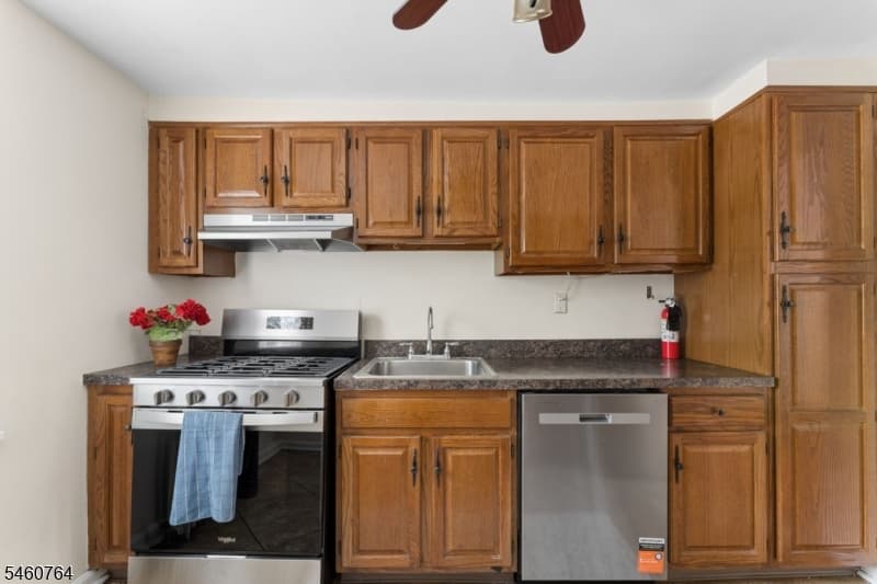 418 Lincoln Park, Cranford Twp. photo 6