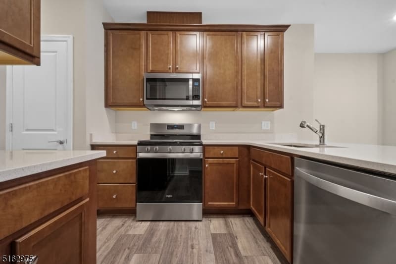 8 Jessica Ln, Union Twp.