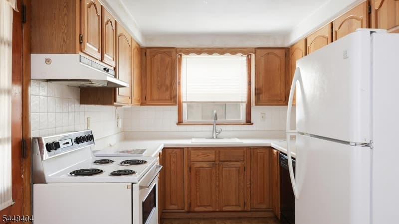212 Stoughton Ave, Cranford Twp. photo 12
