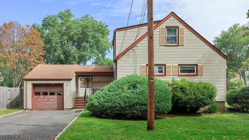 212 Stoughton Ave, Cranford Twp. photo 5