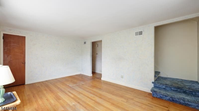212 Stoughton Ave, Cranford Twp. photo 8