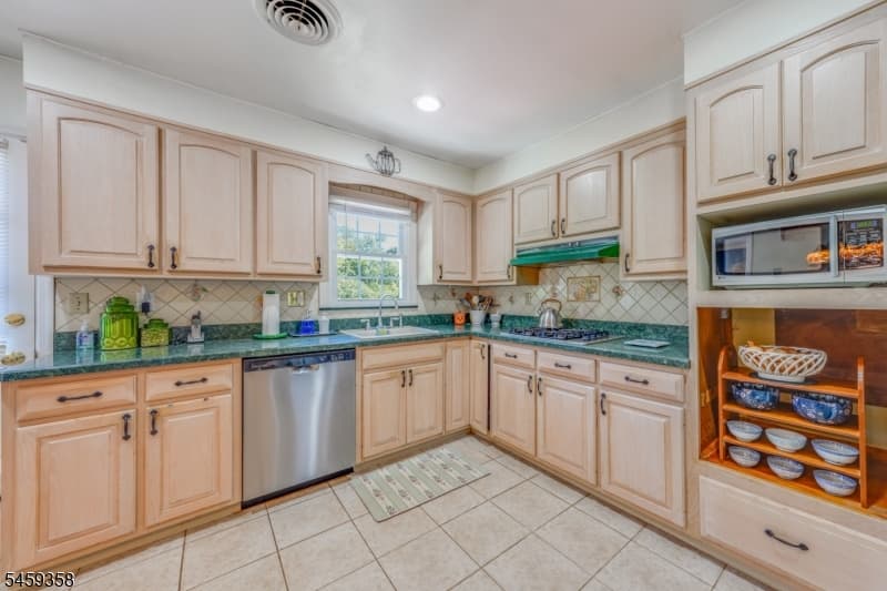 2 Orchard Dr, Scotch Plains Twp. photo 11