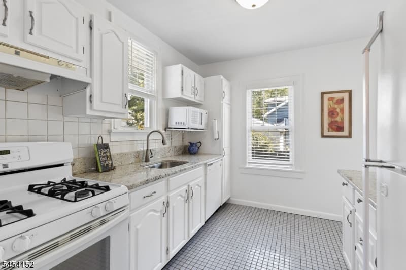 18 Stewart Pl, Fanwood Boro photo 14
