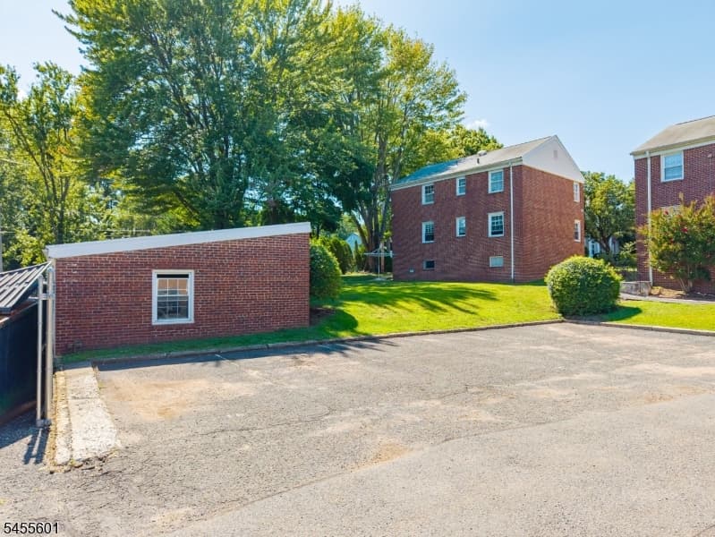445 Morris Ave, Springfield Twp. photo 13