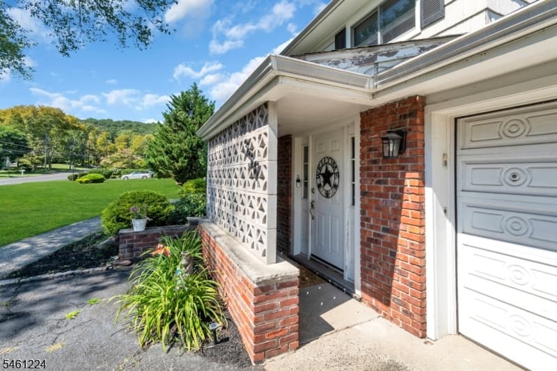 336 Summit Rd, Mountainside Boro photo 4
