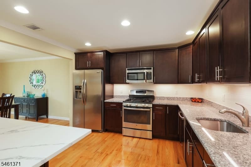 6 Harvey Ct, Clark Twp. photo 15