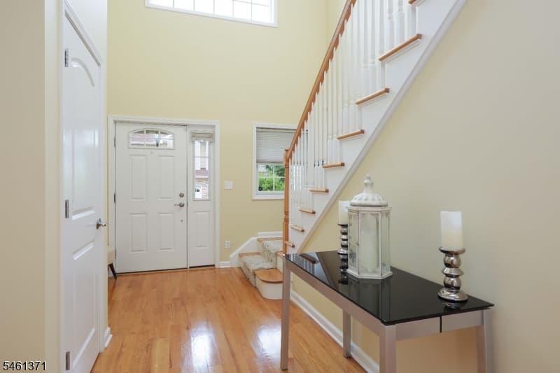 6 Harvey Ct, Clark Twp. photo 5