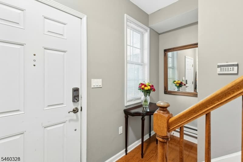 402 Donato Cir, Scotch Plains Twp. photo 4