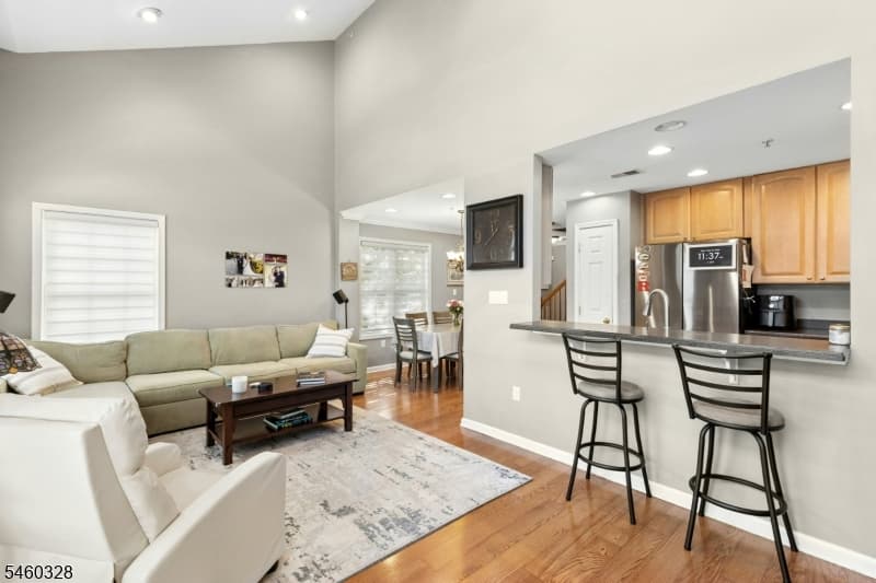 402 Donato Cir, Scotch Plains Twp. photo 9