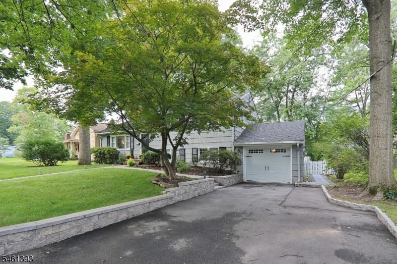 31 Karen Way, Summit City photo 2
