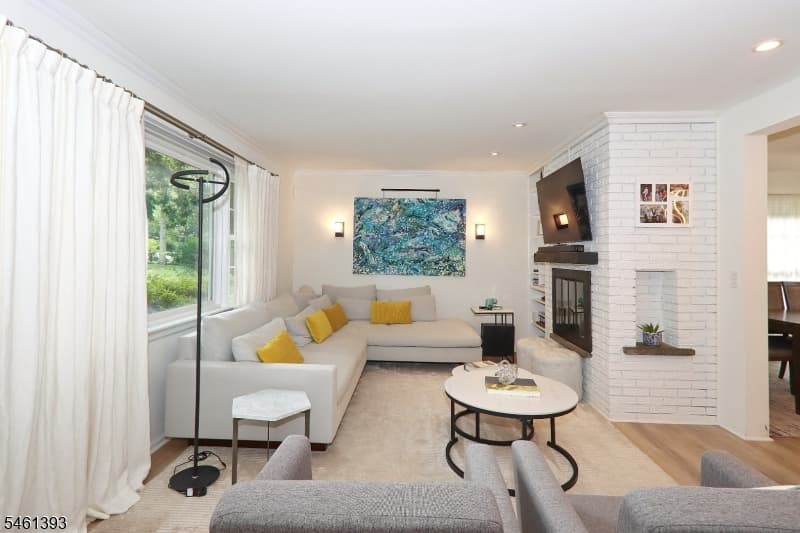 31 Karen Way, Summit City photo 3
