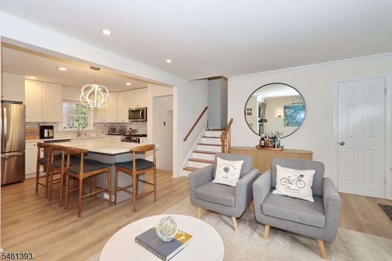 31 Karen Way, Summit City photo 5
