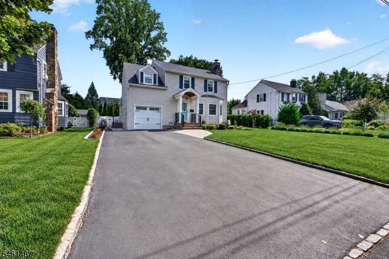 11 Indian Spring Rd, Cranford Twp. photo 2