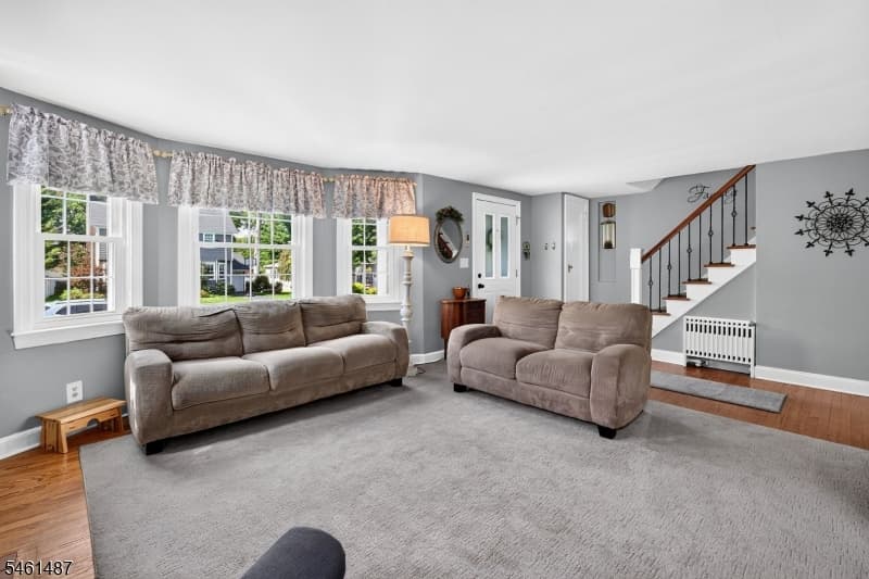 11 Indian Spring Rd, Cranford Twp. photo 4