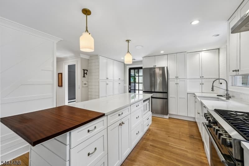 1400 Orchard Rd, Mountainside Boro photo 3