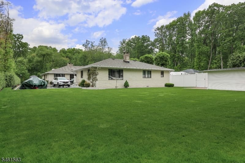 650 Riverside Dr, Cranford Twp. photo 39
