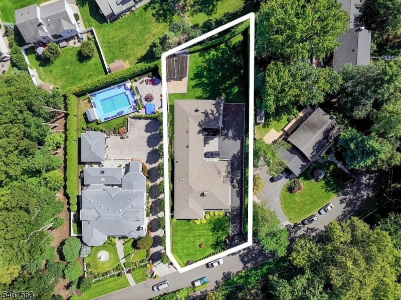 650 Riverside Dr, Cranford Twp. photo 43
