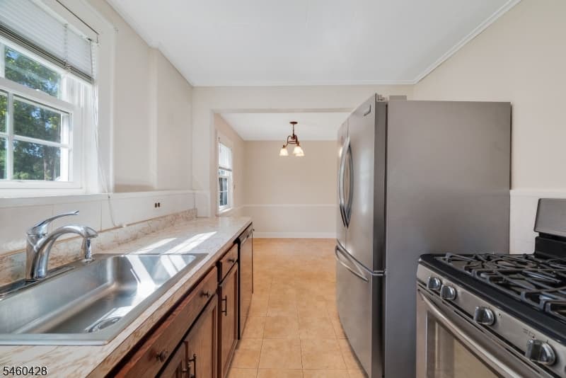 8 Decker Ave, Elizabeth City photo 9