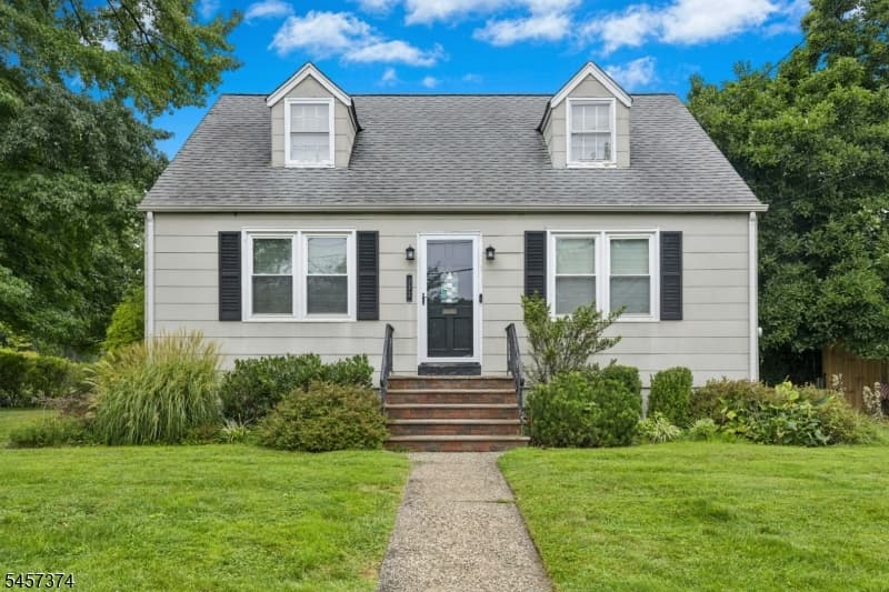 372 South Union Ave, Cranford Twp.