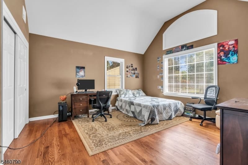 576 Richfield Ave, Kenilworth Boro photo 28