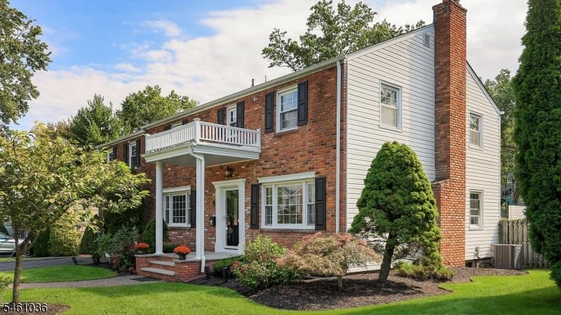 9 Cornell Rd, Cranford Twp. photo 4