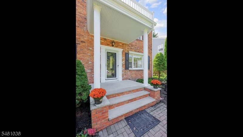 9 Cornell Rd, Cranford Twp. photo 6