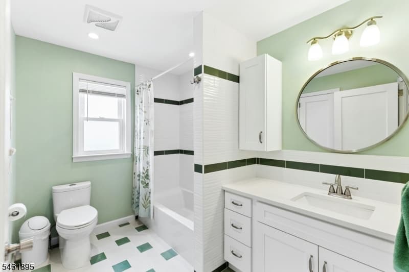 50 Raritan Rd, Linden City photo 16