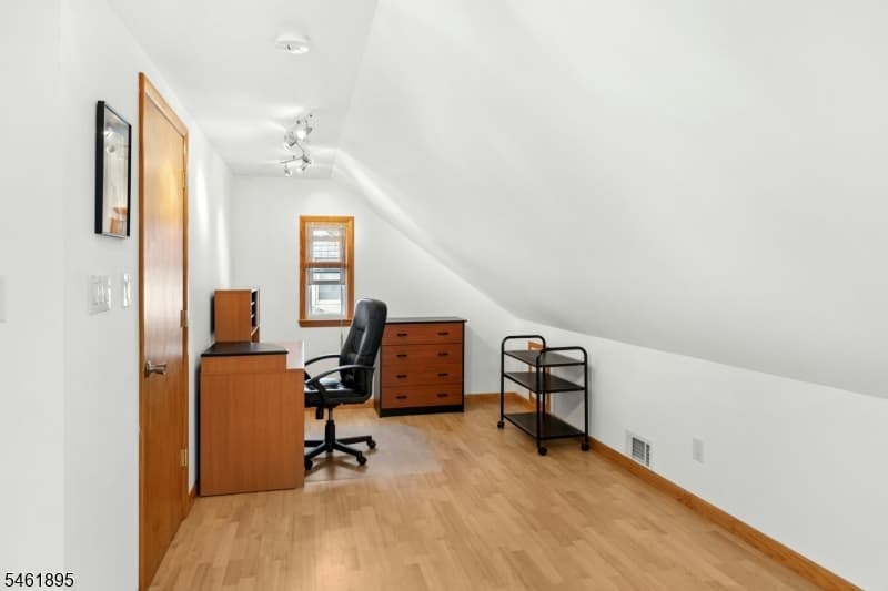 50 Raritan Rd, Linden City photo 24