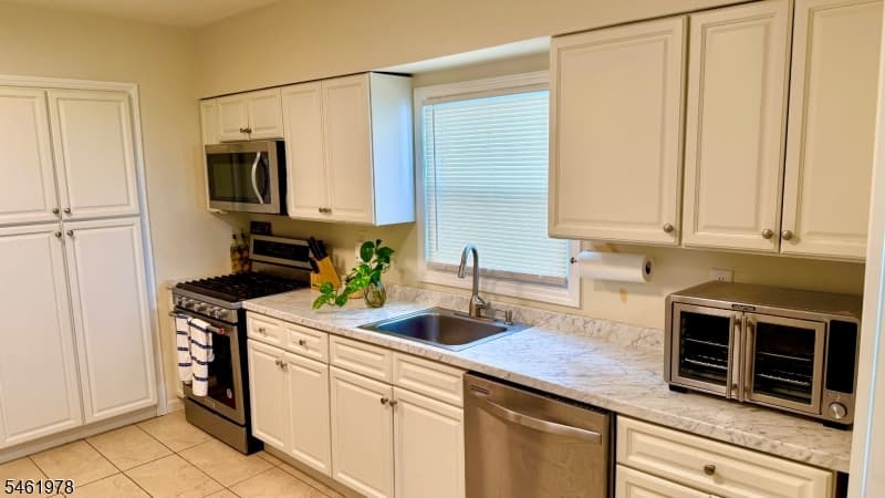 103 Bailey Ave, Hillside Twp. photo 9