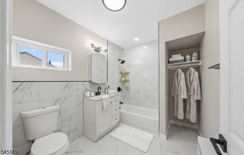 246 Bellview Terr, Hillside Twp. photo 8