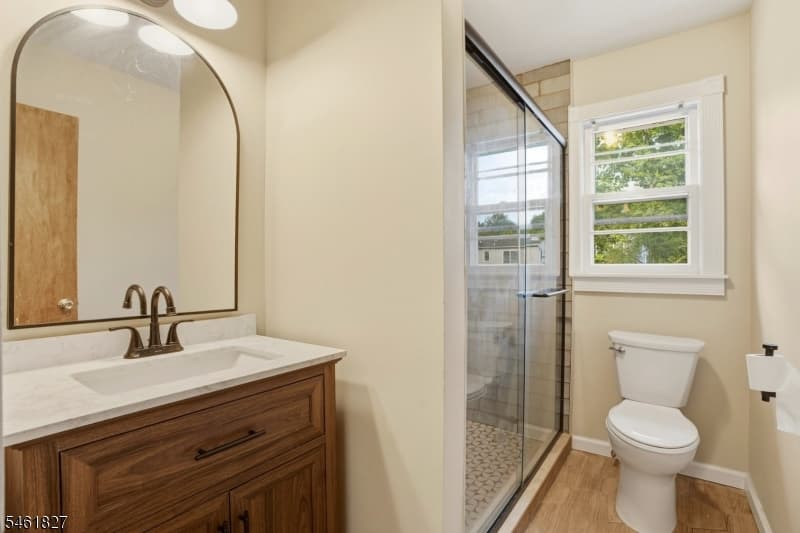 107 Severin Ct, Cranford Twp. photo 9