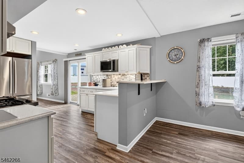 2 Braemar Cir, Cranford Twp. photo 15