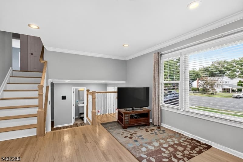 2 Braemar Cir, Cranford Twp. photo 8