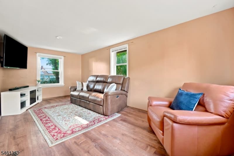 50 Heather Ln, Roselle Boro photo 9
