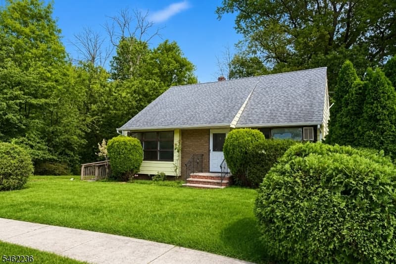 77 Independence Dr, Roselle Boro photo 3