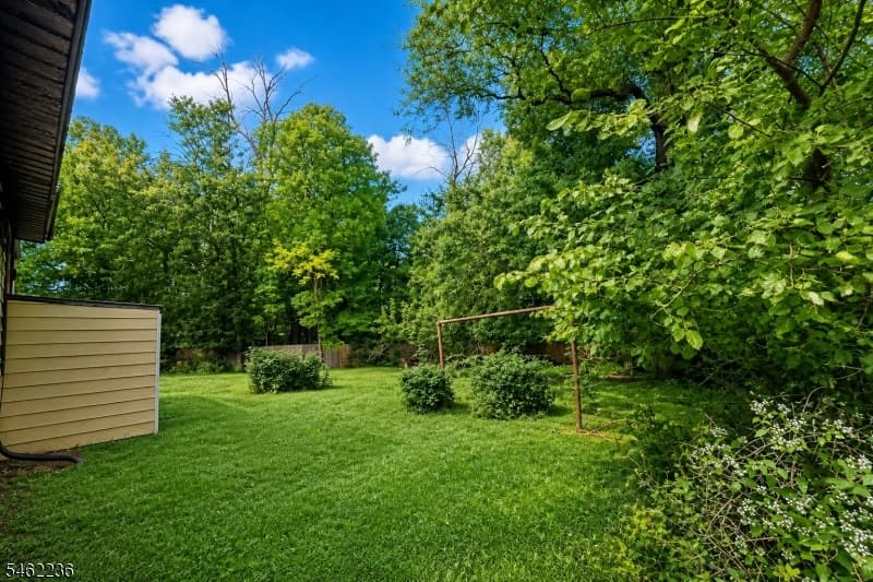 77 Independence Dr, Roselle Boro photo 33
