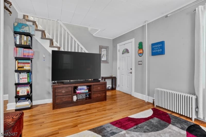 351 Willow Ave, Garwood Boro photo 3