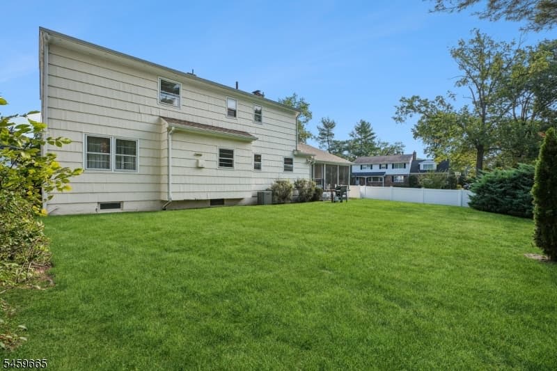 25 MANCHESTER DRIVE, Westfield Town photo 33