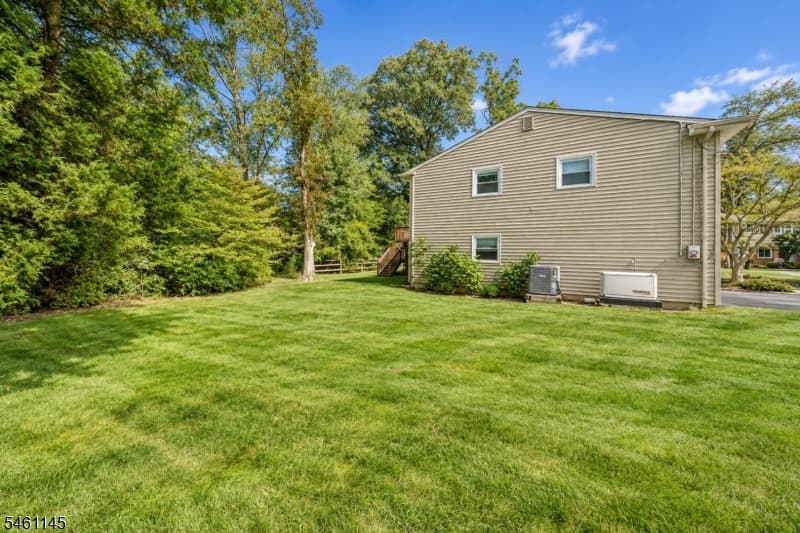 27 Fawn Cir, Berkeley Heights Twp. photo 11