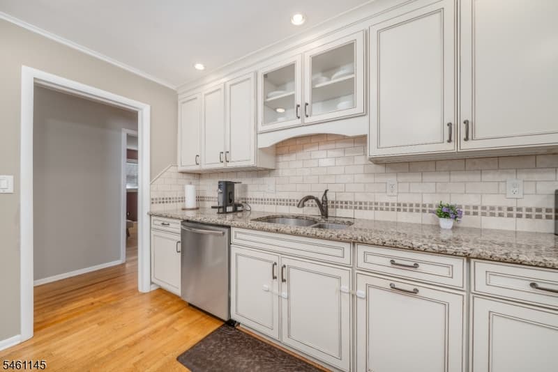 27 Fawn Cir, Berkeley Heights Twp. photo 15