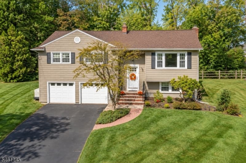 27 Fawn Cir, Berkeley Heights Twp. photo 6