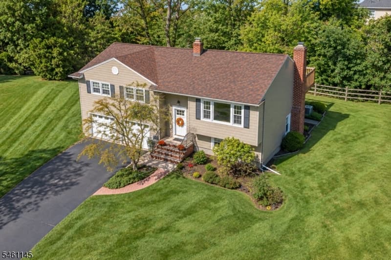 27 Fawn Cir, Berkeley Heights Twp. photo 8