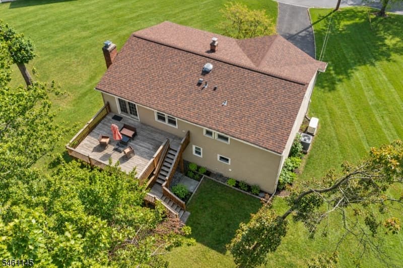 27 Fawn Cir, Berkeley Heights Twp. photo 9