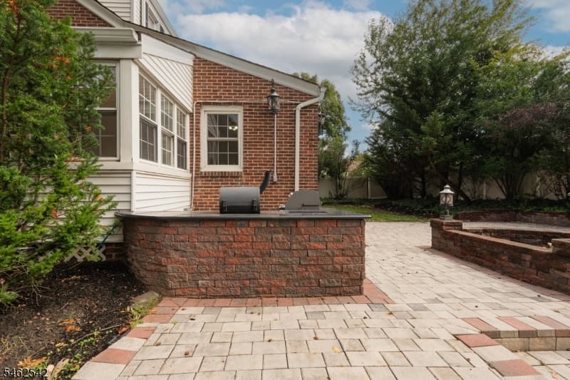 303 Huntington Rd, Union Twp. photo 45